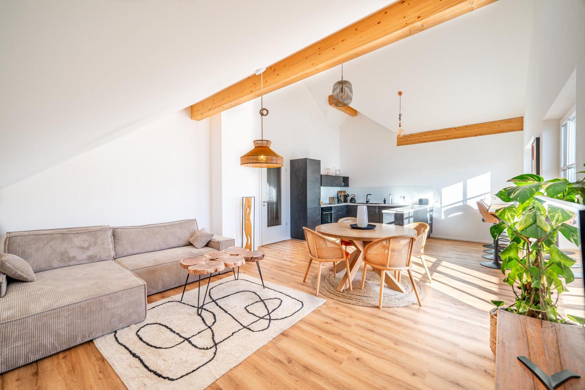 Liboria I Traumhafte Ferienwohnung In Aidling Am Riegsee Mit Atemberaubendem Blick Auf Die Majestaetische Zugspitze! Exterior foto